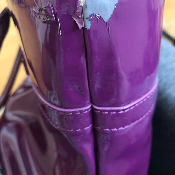 GORGEOUS KATE SPADE PURPLE PATENT VINYL SHOPPER TOTE - Picture 12 of 13